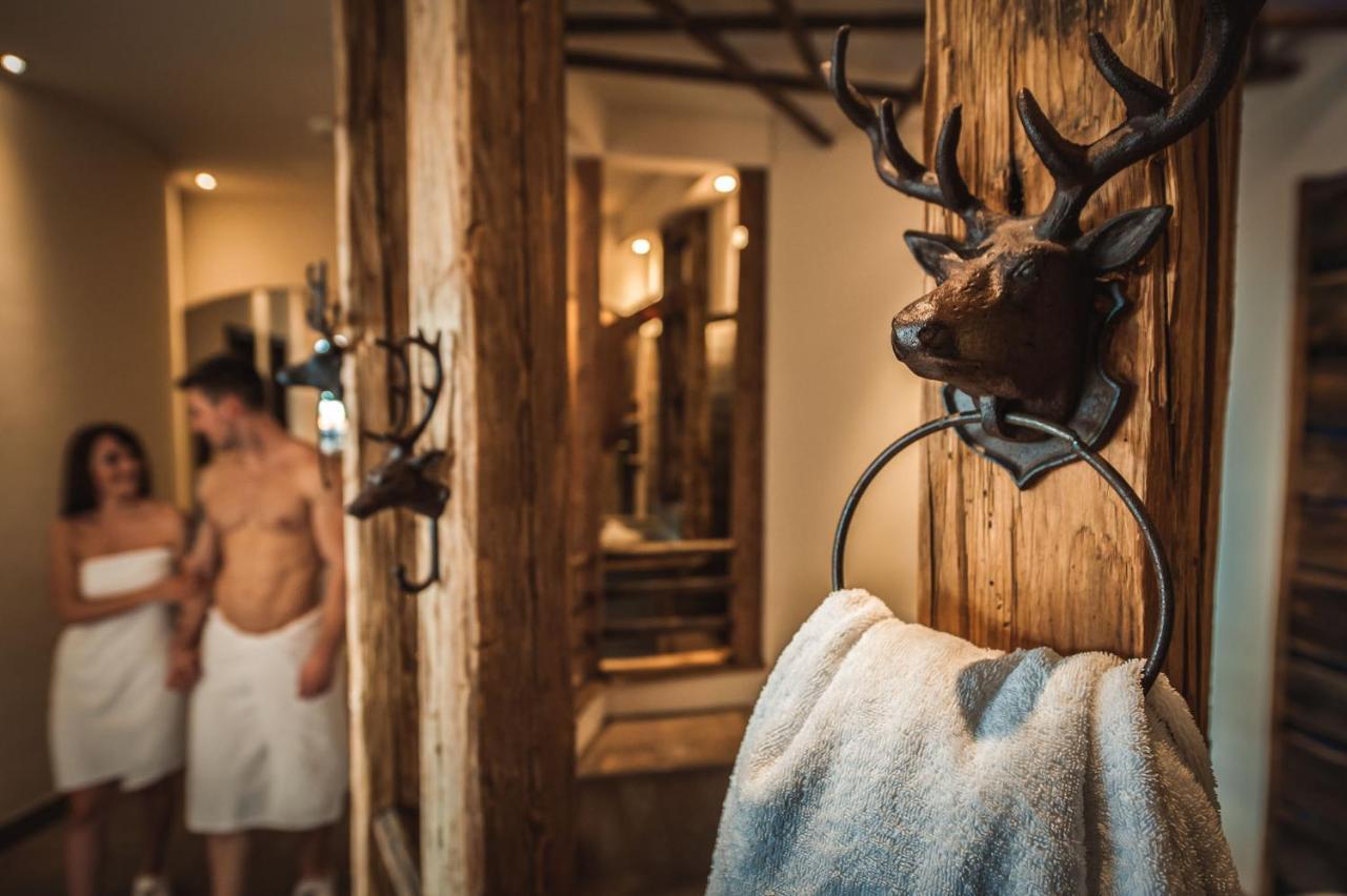 Wellness Natur Resort Gut Edermann Teisendorf Exteriör bild