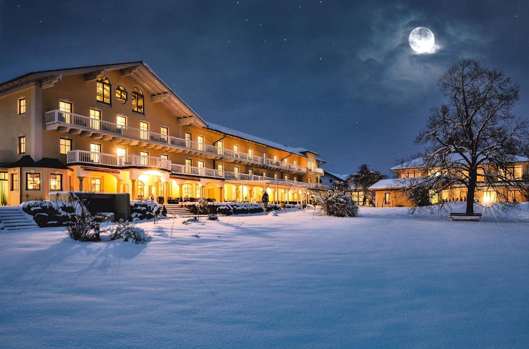 Wellness Natur Resort Gut Edermann Teisendorf Exteriör bild